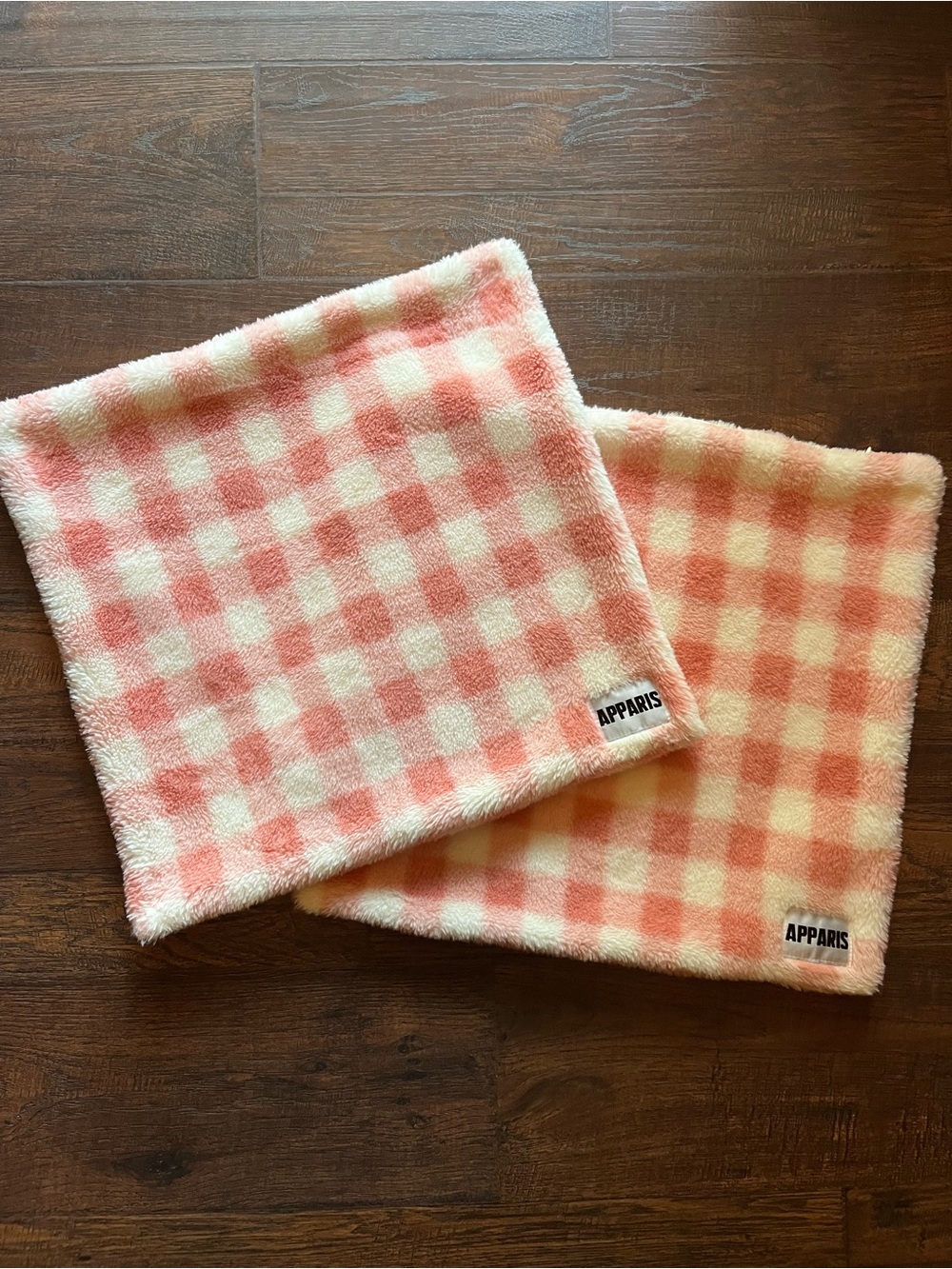 APPARIS 2 pillow Ramona Gingham Pink Covers Cover Cases Shams 18”x18”